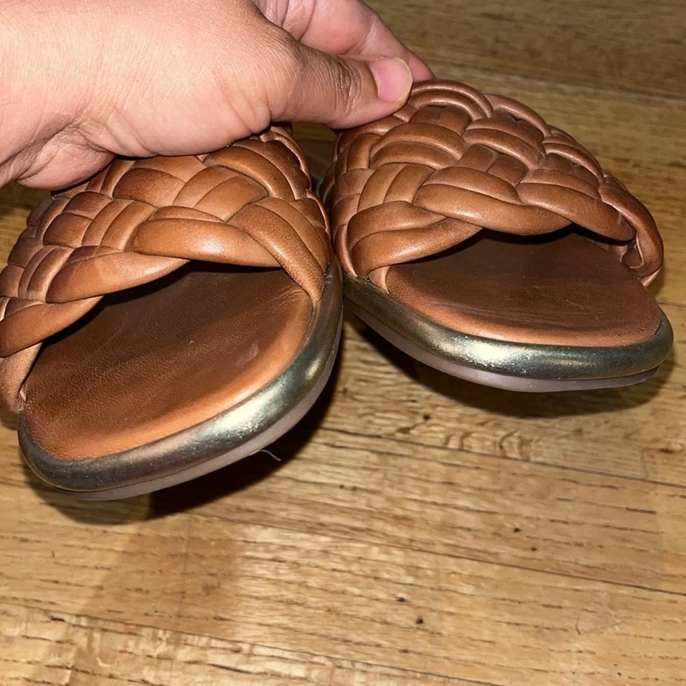 New Bernardo Troy Slide Sandal - Luggage - Picture 17 of 17